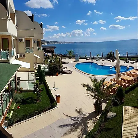 Aparthotel Golf Coast 4*