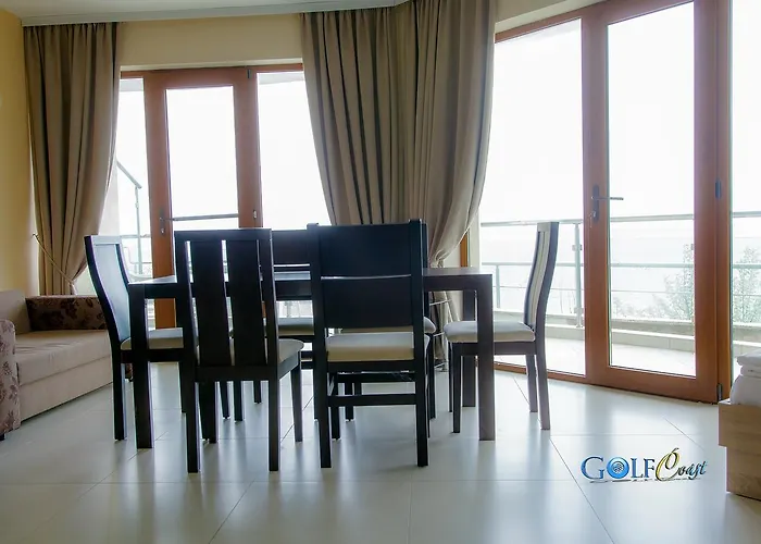 Golf Coast Апартхотел 4*