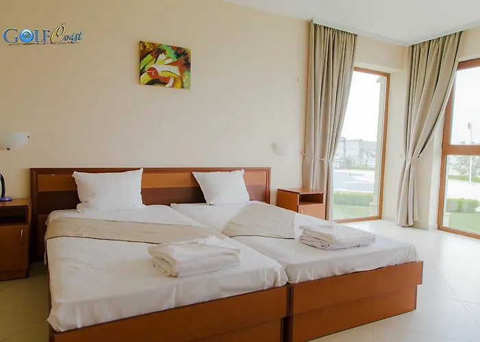 Aparthotel Golf Coast 4*